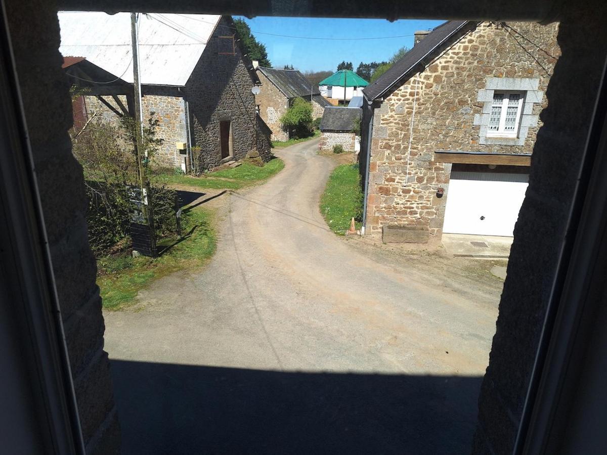 Au Lutin Pommé - Maison de vacances Bretagne Mellé Exterior foto
